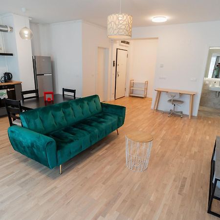 בוקרשט Lagoon Park Apartments With Beach View מראה חיצוני תמונה